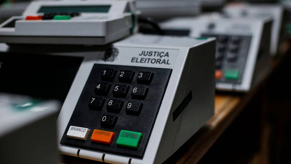 Comissão especial da Câmara rejeita PEC do Voto Impresso ACORDA DF