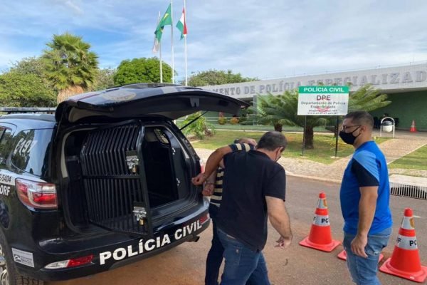 Trio Preso Ao Tentar Golpe De R Mi Em Cheques Falsos Acorda Df