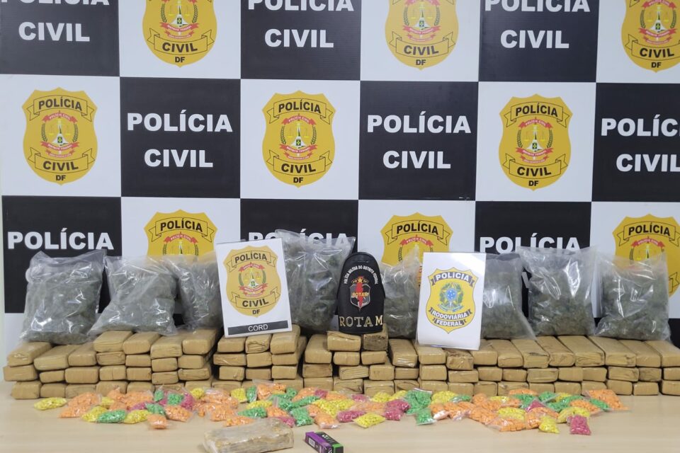 Opera O Apreende Mil Comprimidos De Ecstasy E Kg De Maconha Em